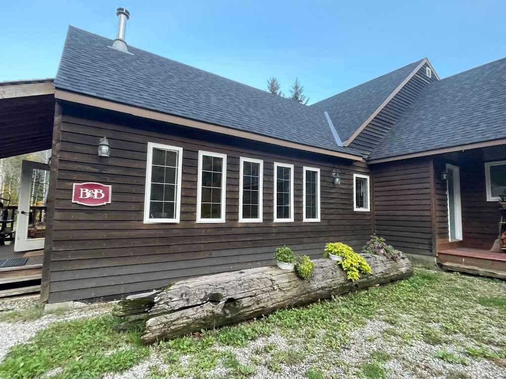 Birch Meadows Lodge B&B | 4485 BC-3, Fernie, BC V0B 1M1, Canada | Phone: (250) 423-4236