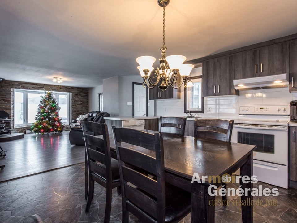 Armoires Générales | 8550#, B, Boulevard Sainte-Anne, Château-Richer, QC G0A 1N0, Canada | Phone: (418) 824-4449