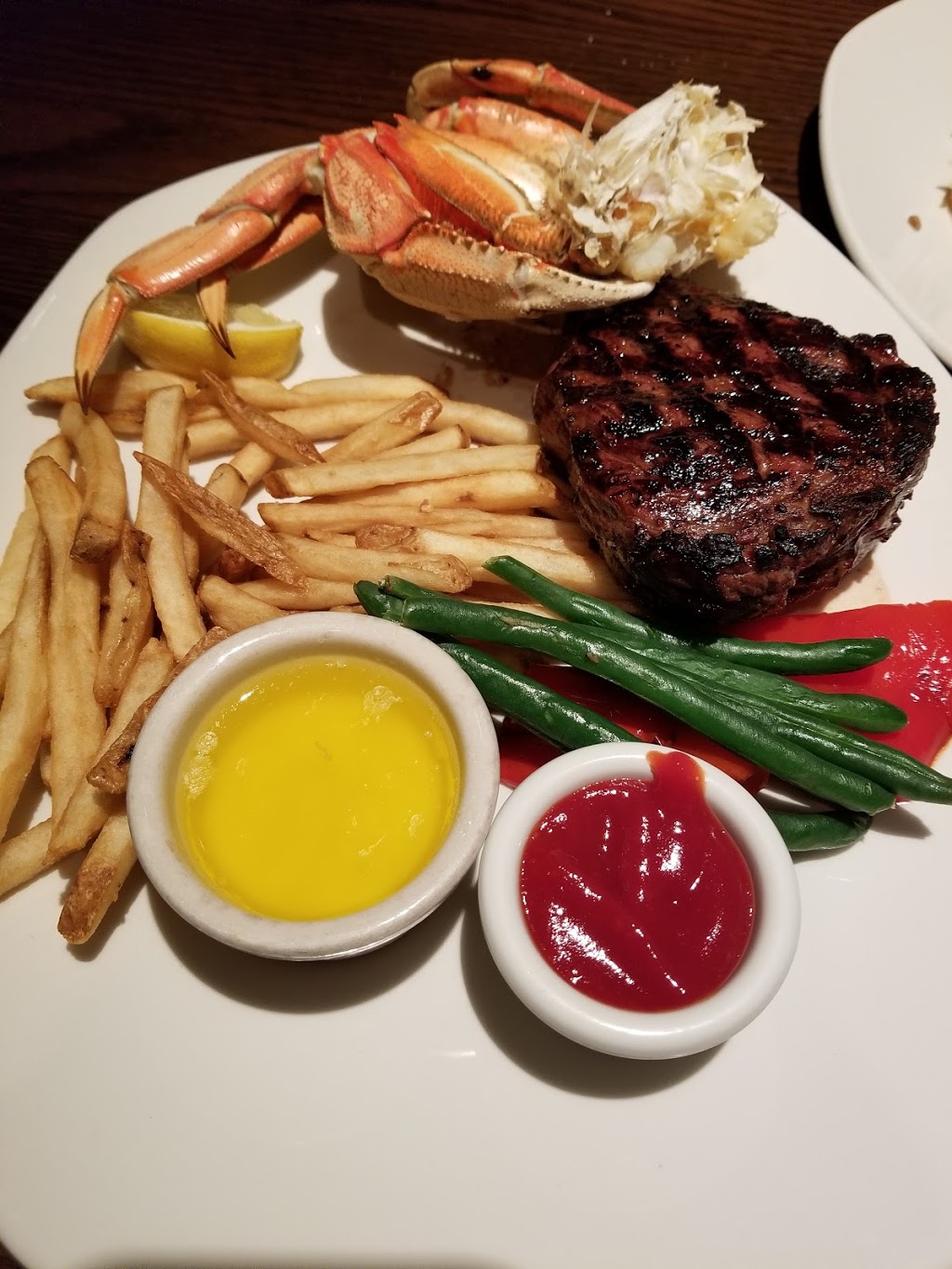 The Keg Steakhouse + Bar - Waterloo | 42 Northfield Dr E, Waterloo, ON N2L 6A1, Canada | Phone: (519) 725-4444