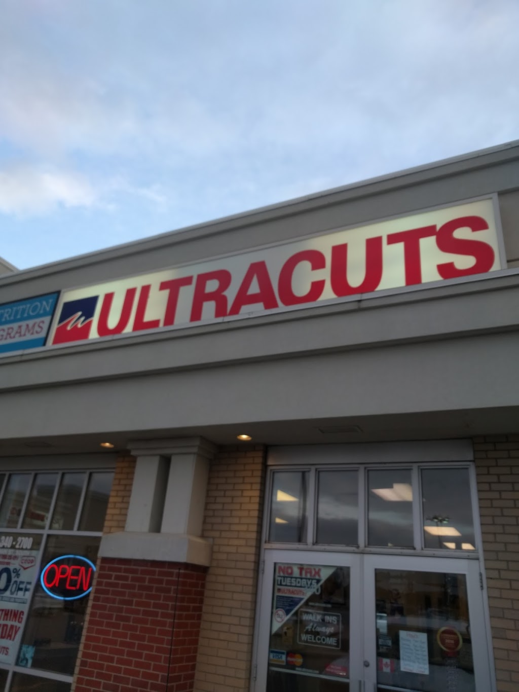 Ultracuts Professional Haircare Centres | 2700 Main St S #340, Airdrie, AB T4B 2V1, Canada | Phone: (403) 948-1818