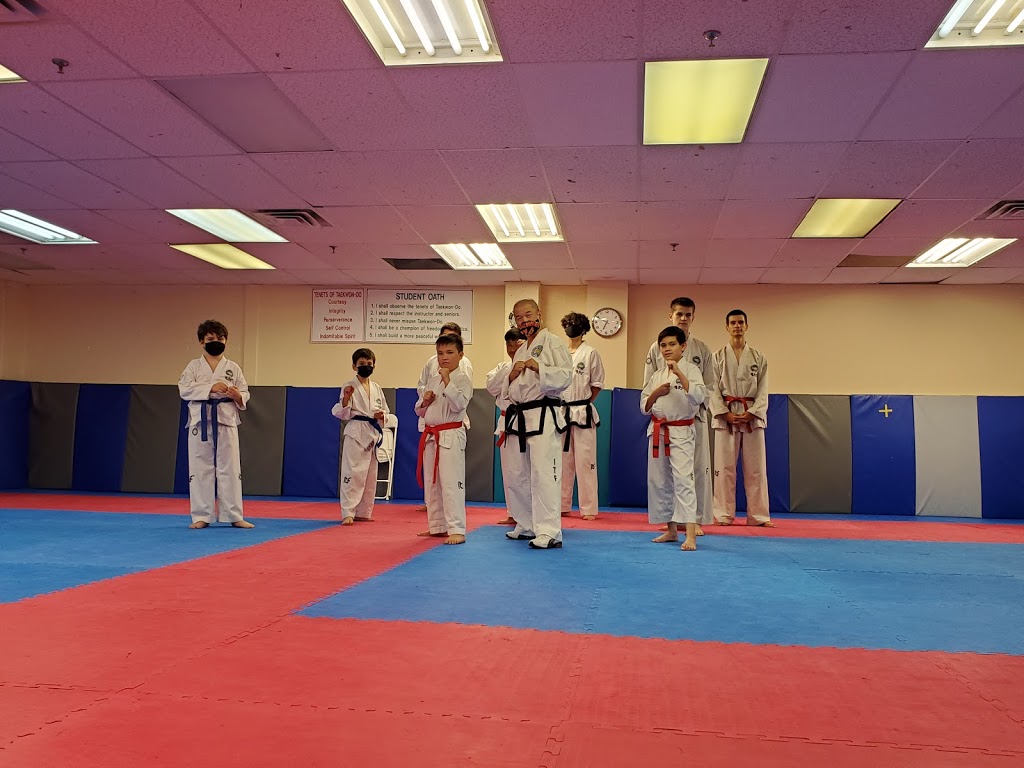 Kous Taekwon-Do | Greenbank Rd, Ottawa, ON K2J, Canada | Phone: (613) 862-2101