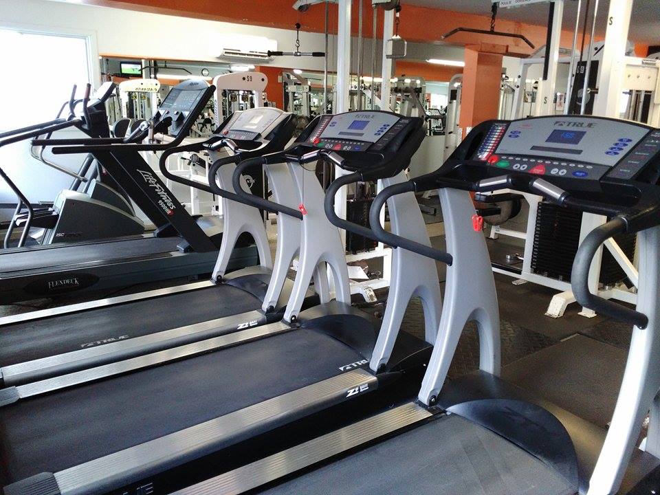 Des Chaines Gym Enr | 354 Rue Saint-Laurent, Trois-Rivières, QC G8T 6H2, Canada | Phone: (819) 375-8424