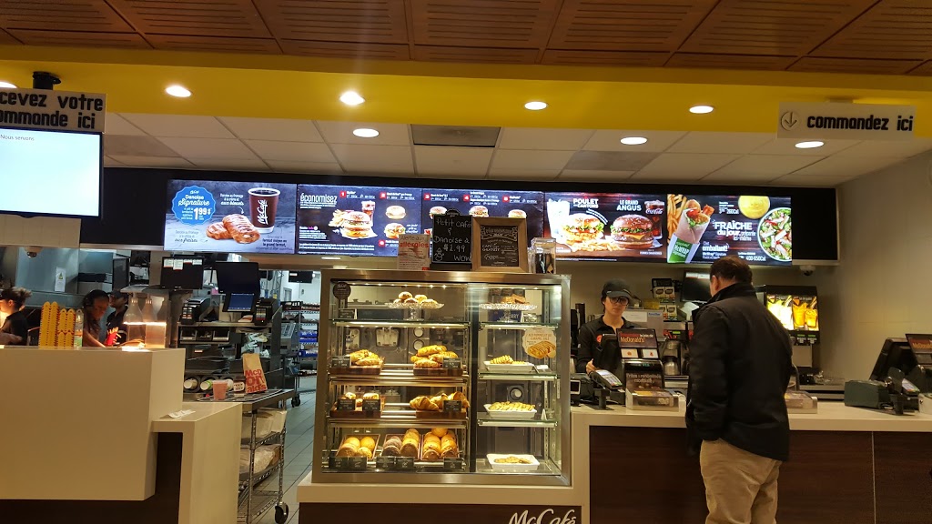 McDonalds | 7685 Boulevard Maurice-Duplessis, Montréal, QC H1E 5M9, Canada | Phone: (514) 643-2892