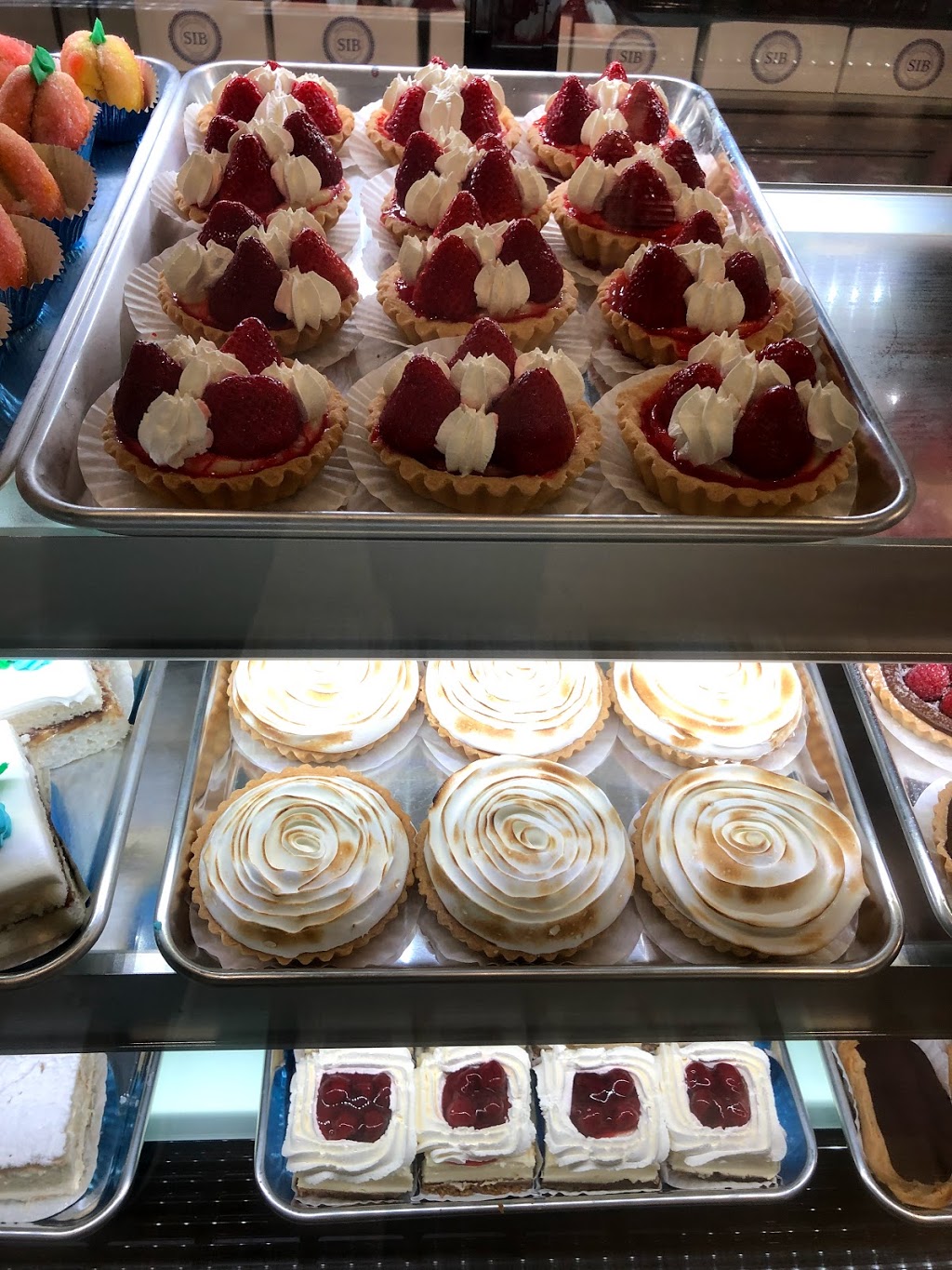 Simply Italian Bakery (SIB) | 212 Ottawa St N, Hamilton, ON L8H 3Z6, Canada | Phone: (905) 592-1637