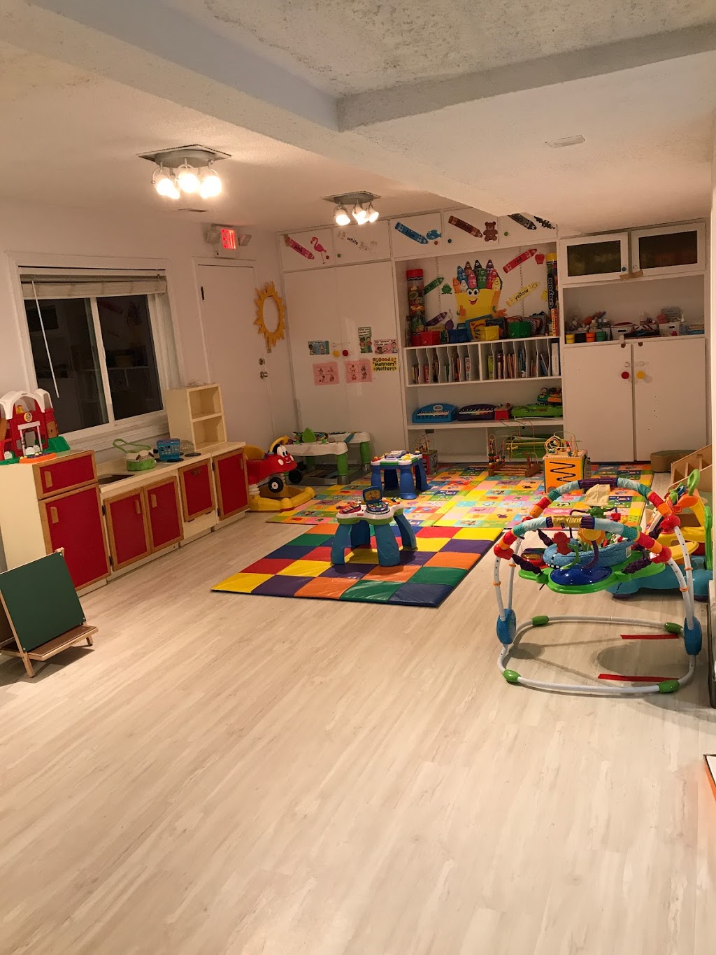 Discovery Castle Child Care | 359 W 23 St, North Vancouver, BC V7M 2B6, Canada | Phone: (604) 767-0604