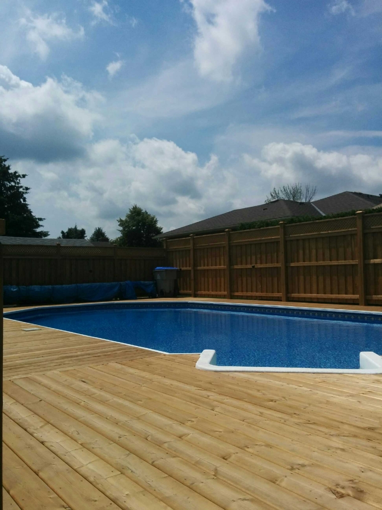 DB Fence and Deck | 304 George St, Ilderton, ON N0M 2A0, Canada | Phone: (519) 619-3283