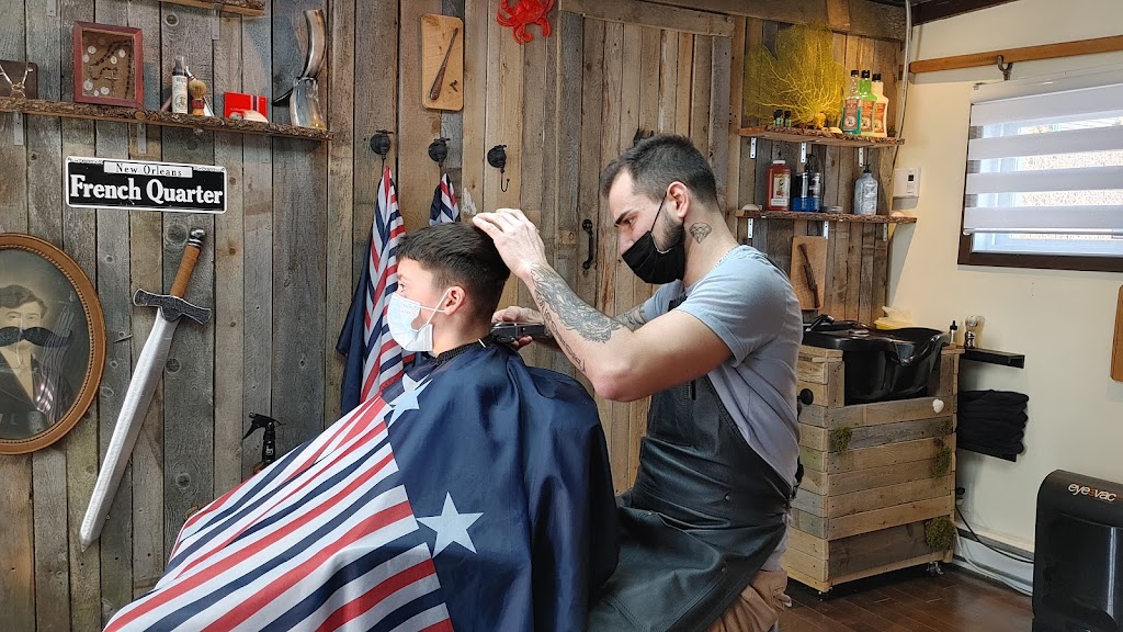 Barbier Chez Berrubeys Barbershop | 1458 Chem. Royal, Saint-Pierre, QC G0A 4E0, Canada | Phone: (581) 246-3746