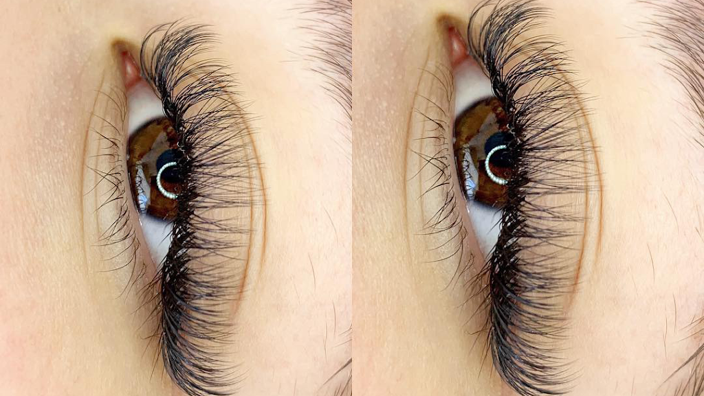 Lindys Lashes | 2997 Pandosy St, Kelowna, BC V1Y 1W1, Canada | Phone: (587) 984-6387