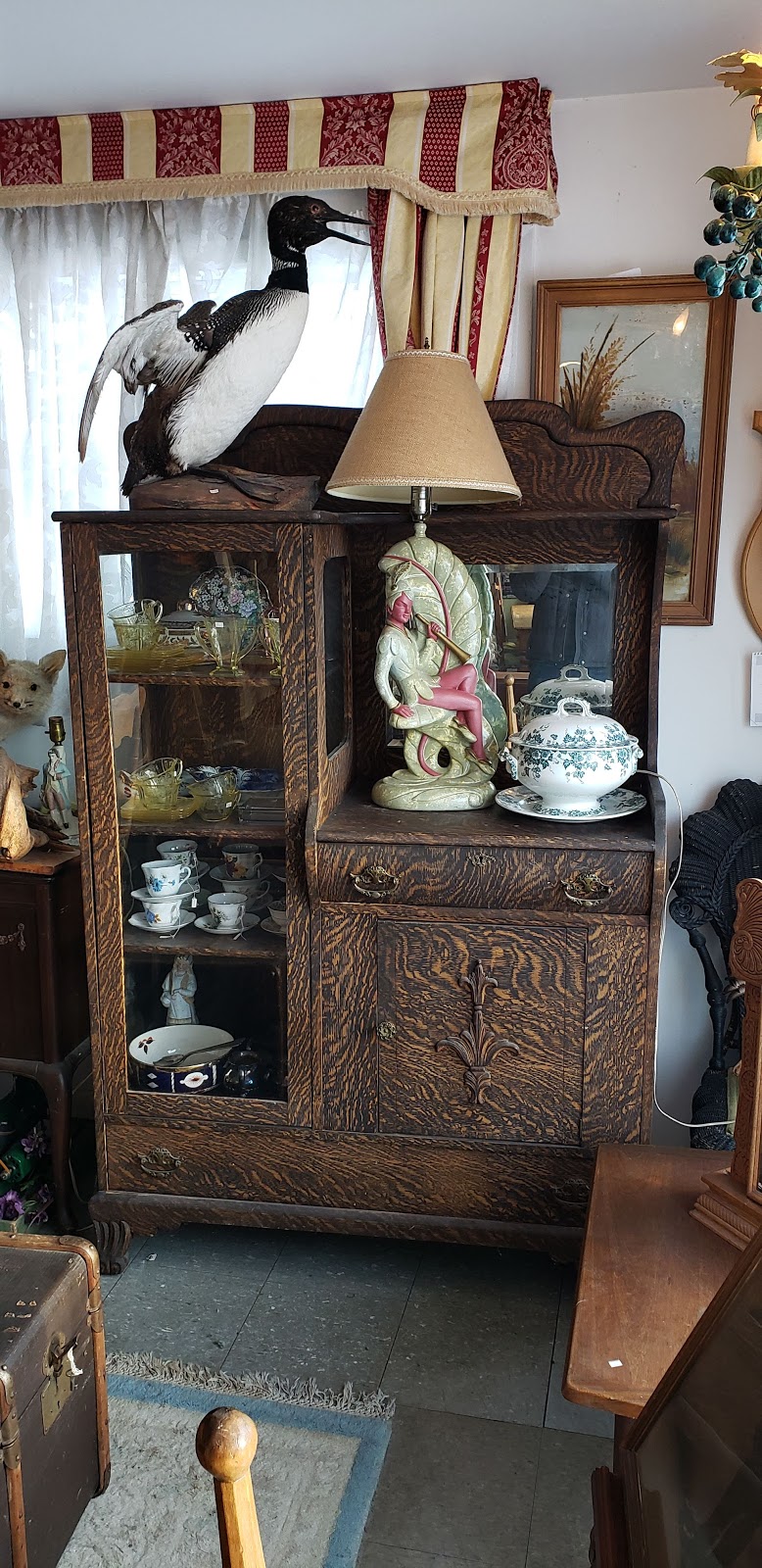 Antique Nostalgia of the past | 2719 Blvd Cure Labelle,, Prévost, QC J0R 1T0, Canada | Phone: (450) 224-2506