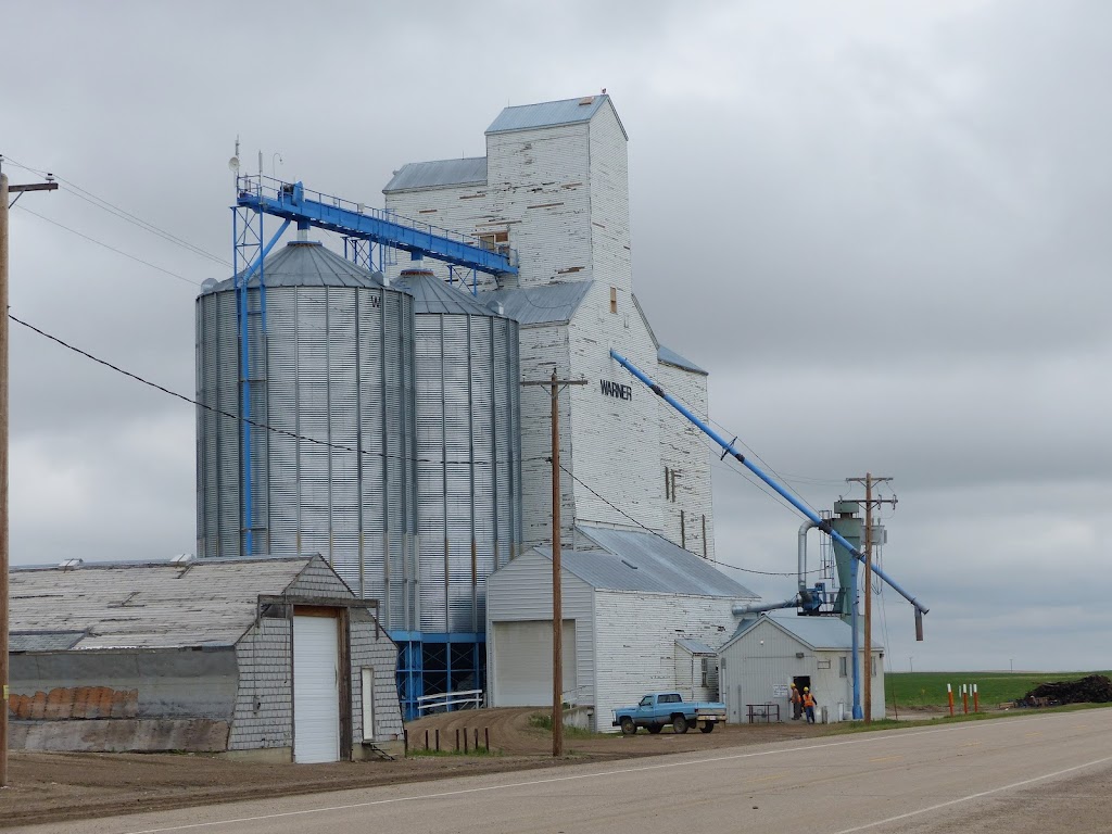 Viterra | Warner elevator row, Warner, AB T0K 2L0, Canada | Phone: (403) 320-7331