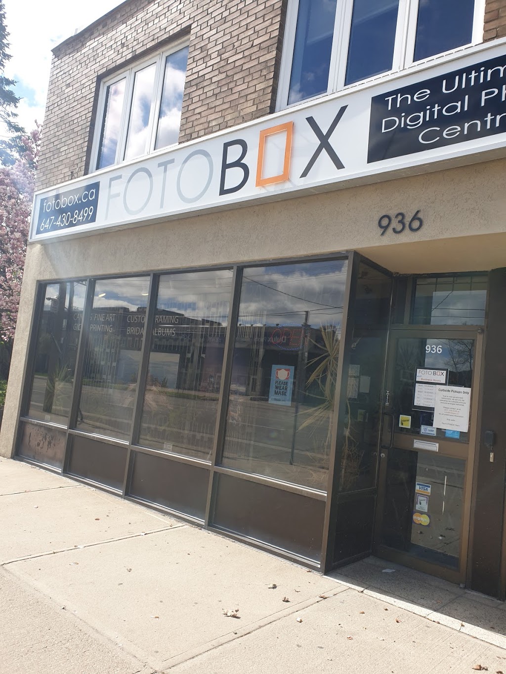 Fotobox | Professional Digital Photo Lab | 936 The Queensway, Etobicoke, ON M8Z 1P4, Canada | Phone: (647) 430-8499