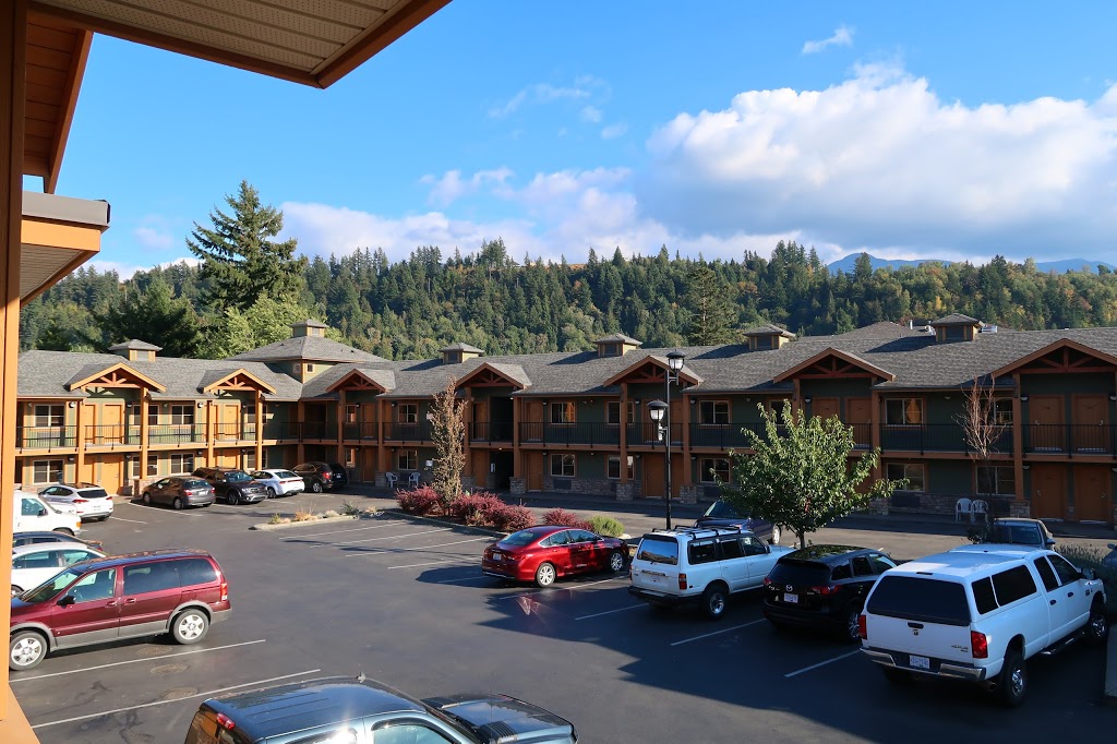 Vedder River Inn | 5788 Vedder Rd, Chilliwack, BC V2R 1C4, Canada | Phone: (604) 824-7999