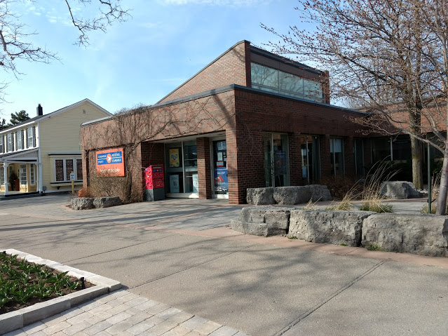 Canada Post | 117 Queen St, Niagara-on-the-Lake, ON L0S 1J0, Canada | Phone: (905) 468-3208