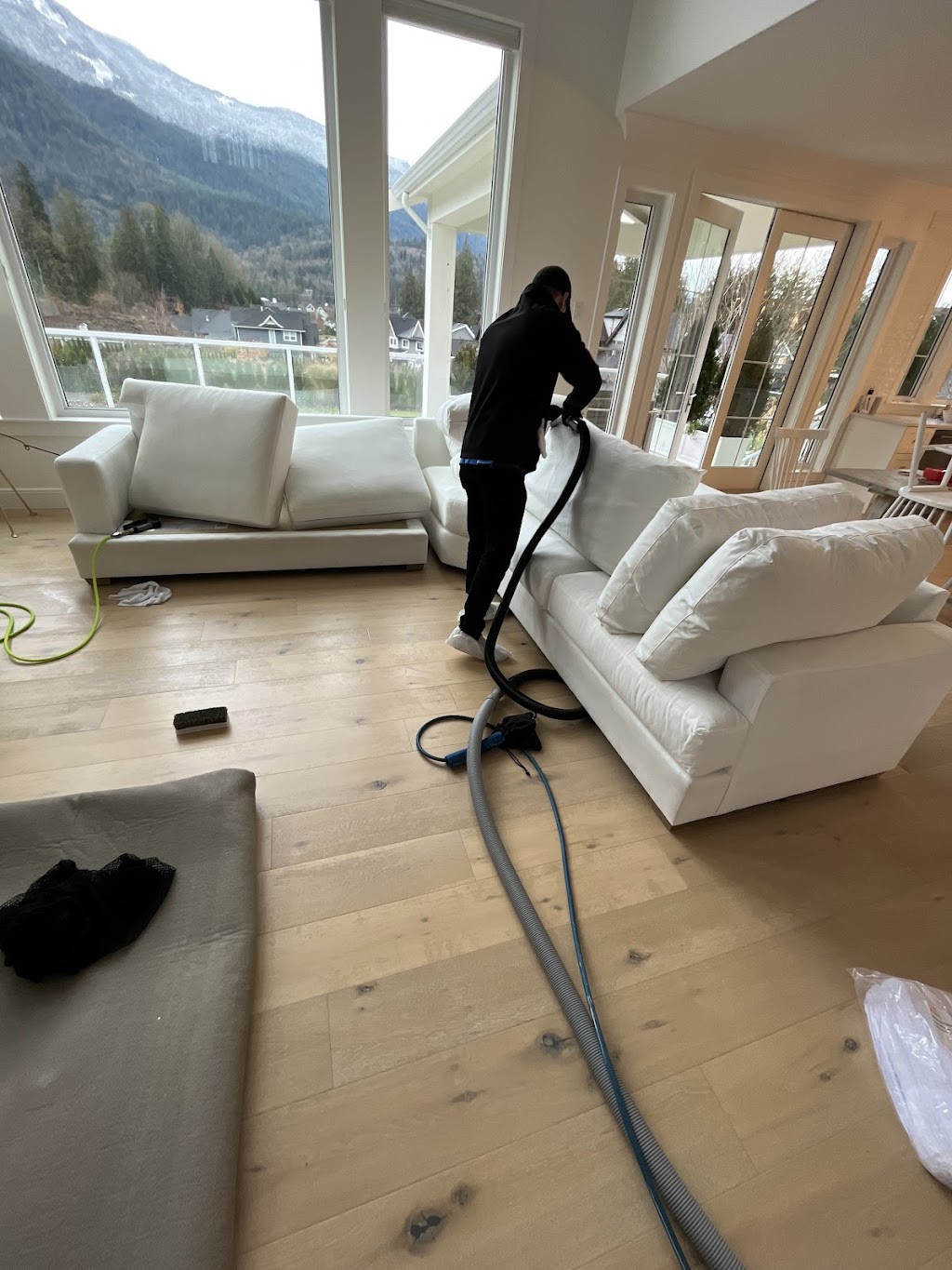 Valley Fresh Carpet Cleaning | 8695 Baker Dr, Chilliwack, BC V2P 7A3, Canada | Phone: (604) 997-8105