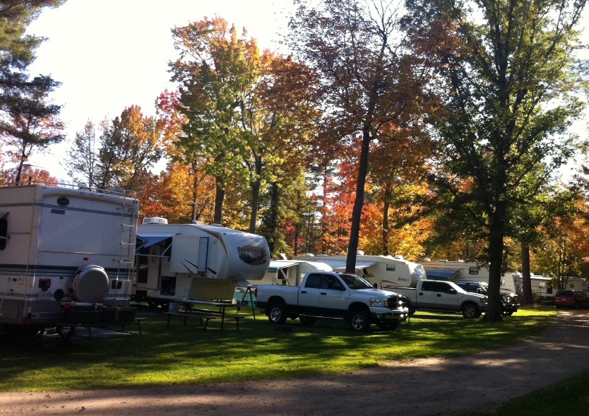 Golden Lake Park Campground | 13685 ON-60, Golden Lake, ON K0J 1X0, Canada | Phone: (613) 757-0018