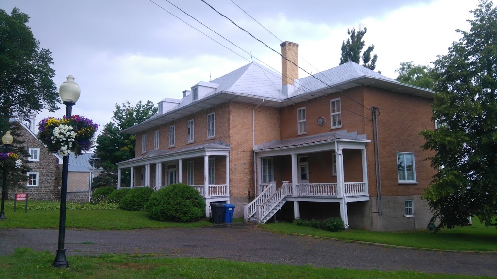 Fabrique de la Paroisse Notre-Dame-de-Bonsecours | 15 Chemin des Pionniers E, LIslet, QC G0R 2B0, Canada | Phone: (418) 247-5103