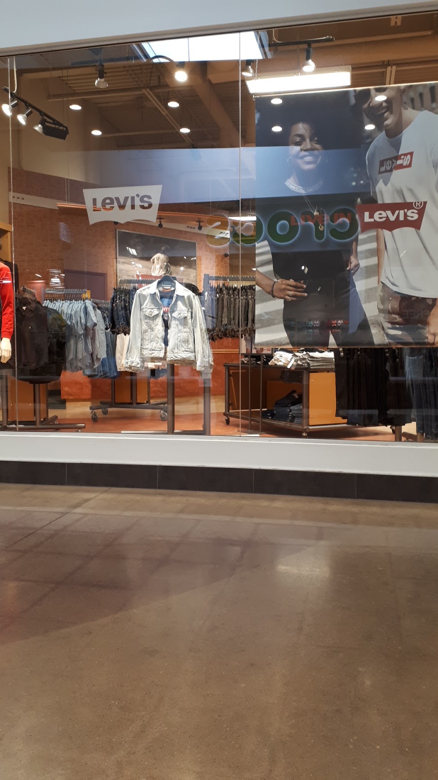 Levis® | Tanger Outlet 3311, Simcoe 89, Cookstown, ON L0L 1L0, Canada | Phone: (705) 458-0544