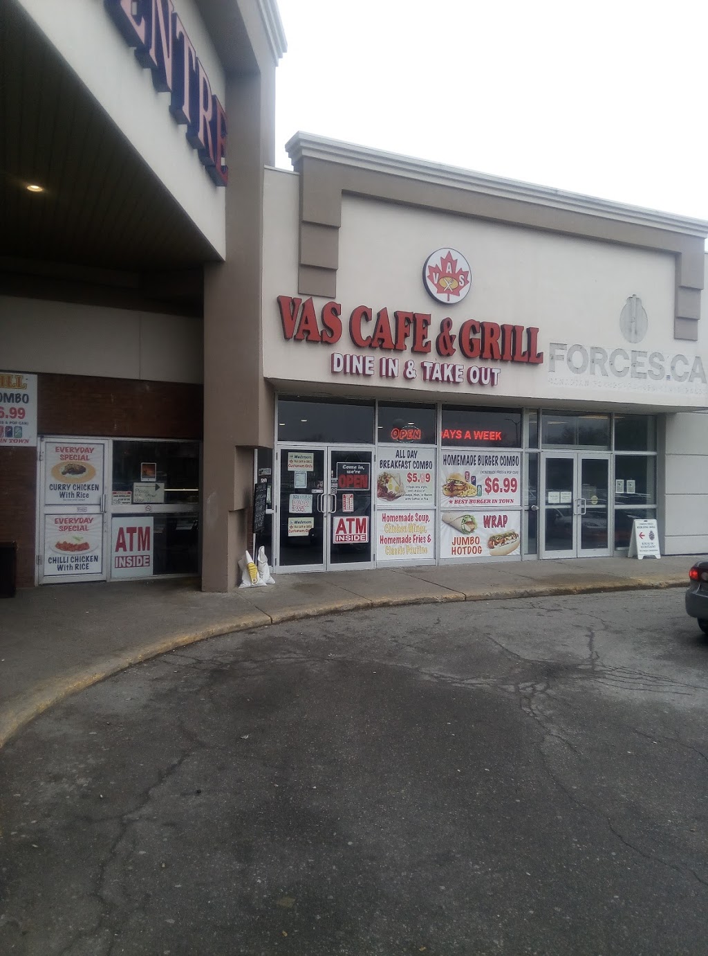 VAS Cafe and Grill | 200 John St W, Oshawa, ON L1J 2B4, Canada | Phone: (905) 240-5544