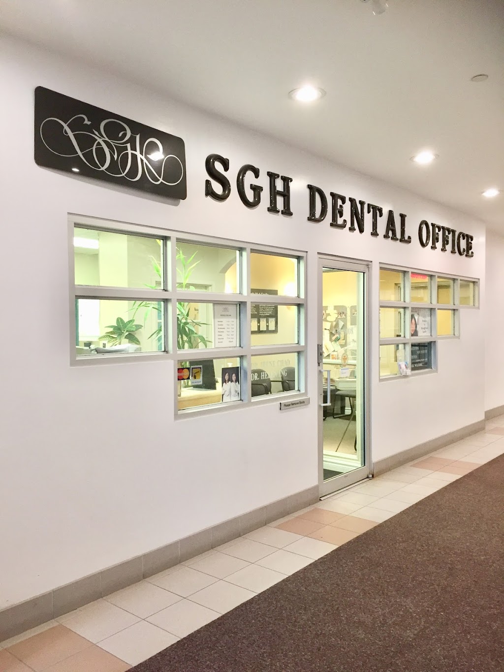 SGH Dental Office | 3030 Lawrence Ave E, Scarborough, ON M1P 2T7, Canada | Phone: (416) 438-8008