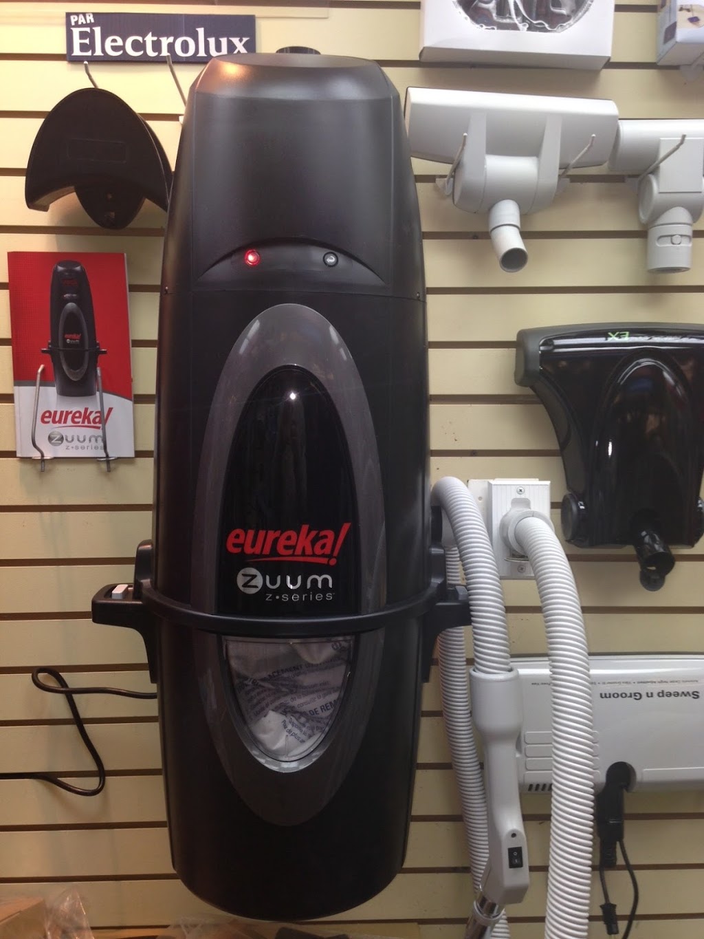 Aspirateur 911 | Vente et Réparation | 999 Avenue de Bourgogne, Québec, QC G1W 4S6, Canada | Phone: (418) 657-5564