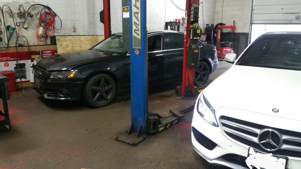 AZAD AUTOCARE LTD | 3211 Wolfedale Rd #5, Mississauga, ON L5C 1V8, Canada | Phone: (647) 234-8252