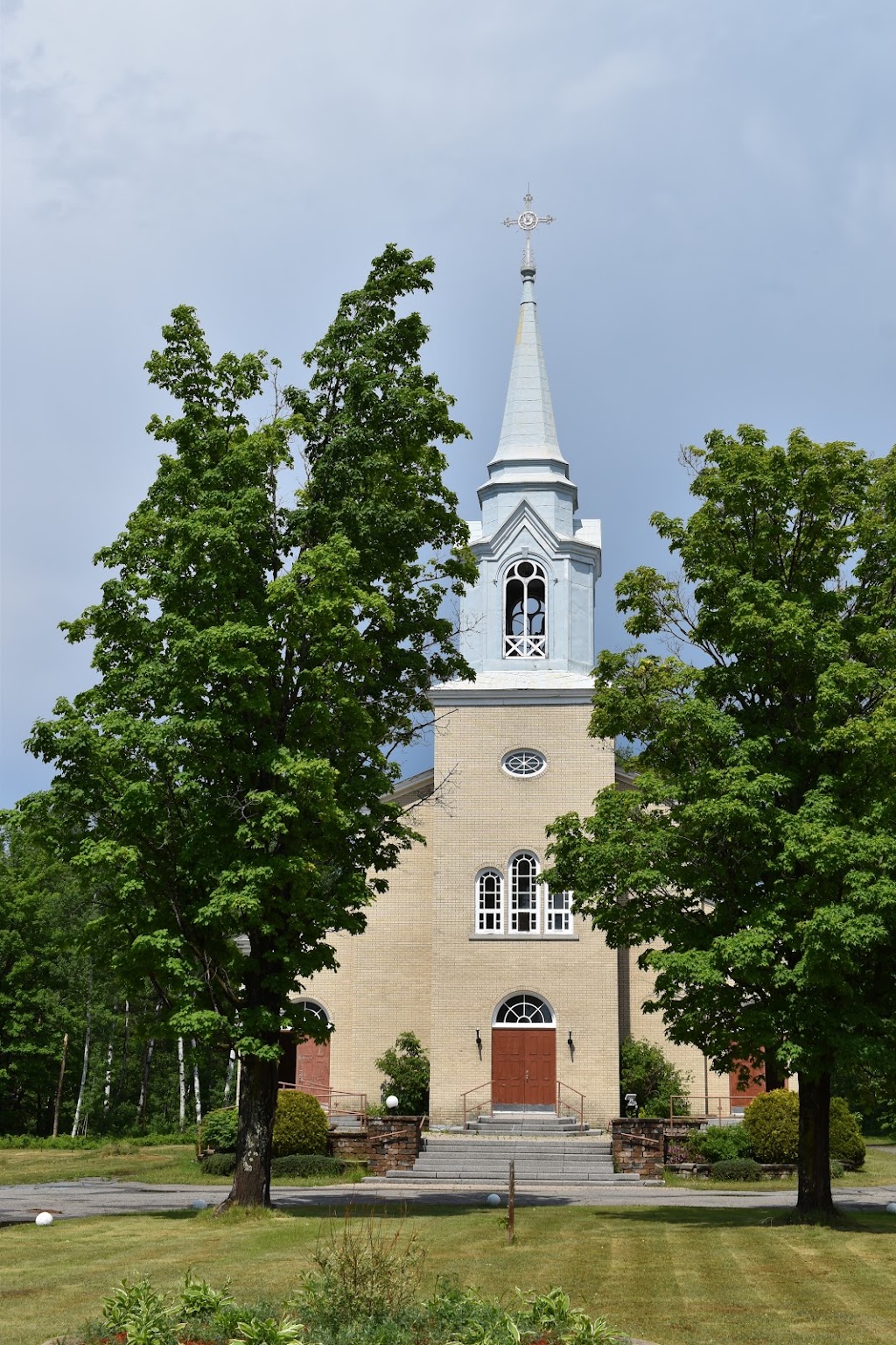 Église Saint-Clément de Tourville | 936 Rue Principale, Tourville, QC G0R 4M0, Canada | Phone: (418) 359-2314