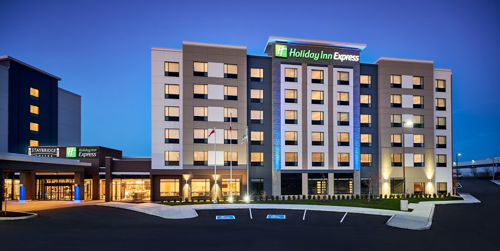 Holiday Inn Express Niagara-On-The-Lake | 524 York Rd, Niagara-on-the-Lake, ON L0S 1J0, Canada | Phone: (289) 362-2400