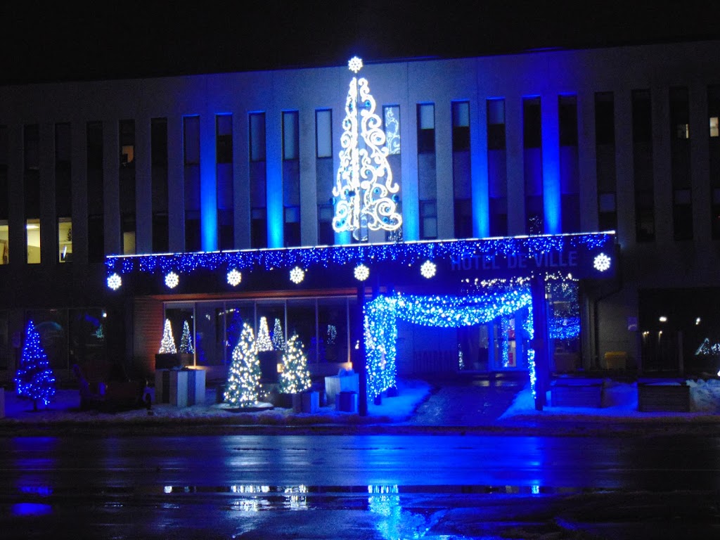 Boisbriand City Hall | 940 Bd de la Grande-Allée, Boisbriand, QC J7G 2J7, Canada | Phone: (450) 435-1954