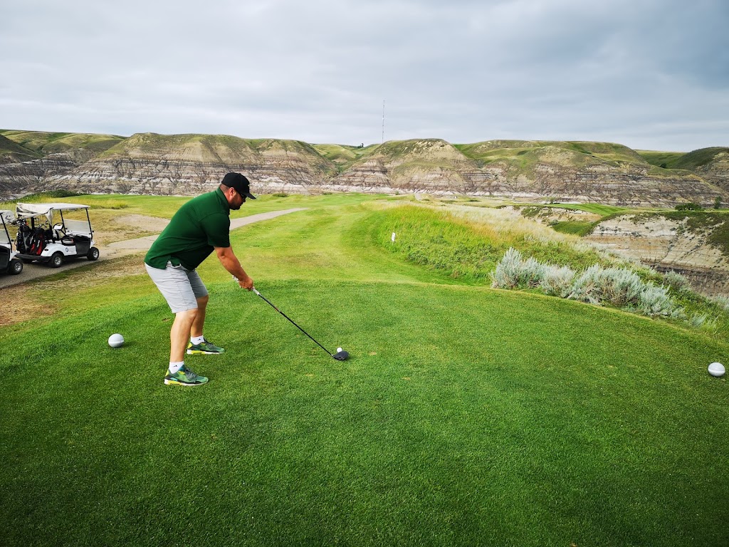 Dinosaur Trail Golf & Country Club | 6455 N Dinosaur Trail, Drumheller, AB T0J 0Y0, Canada | Phone: (403) 823-5622