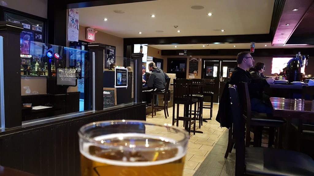 Corner House Pub and Grill | 104 Brock St W, Uxbridge, ON L9P 1P4, Canada | Phone: (905) 852-9549