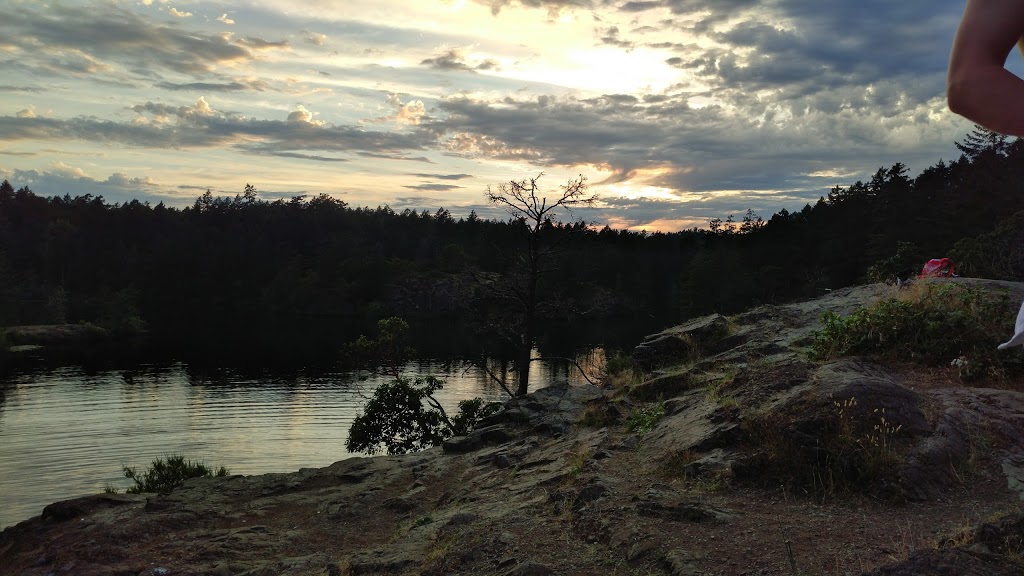 Thetis Lake Regional Park - Main Parking Lot | Six Mile Rd, View Royal, BC V9B, Canada