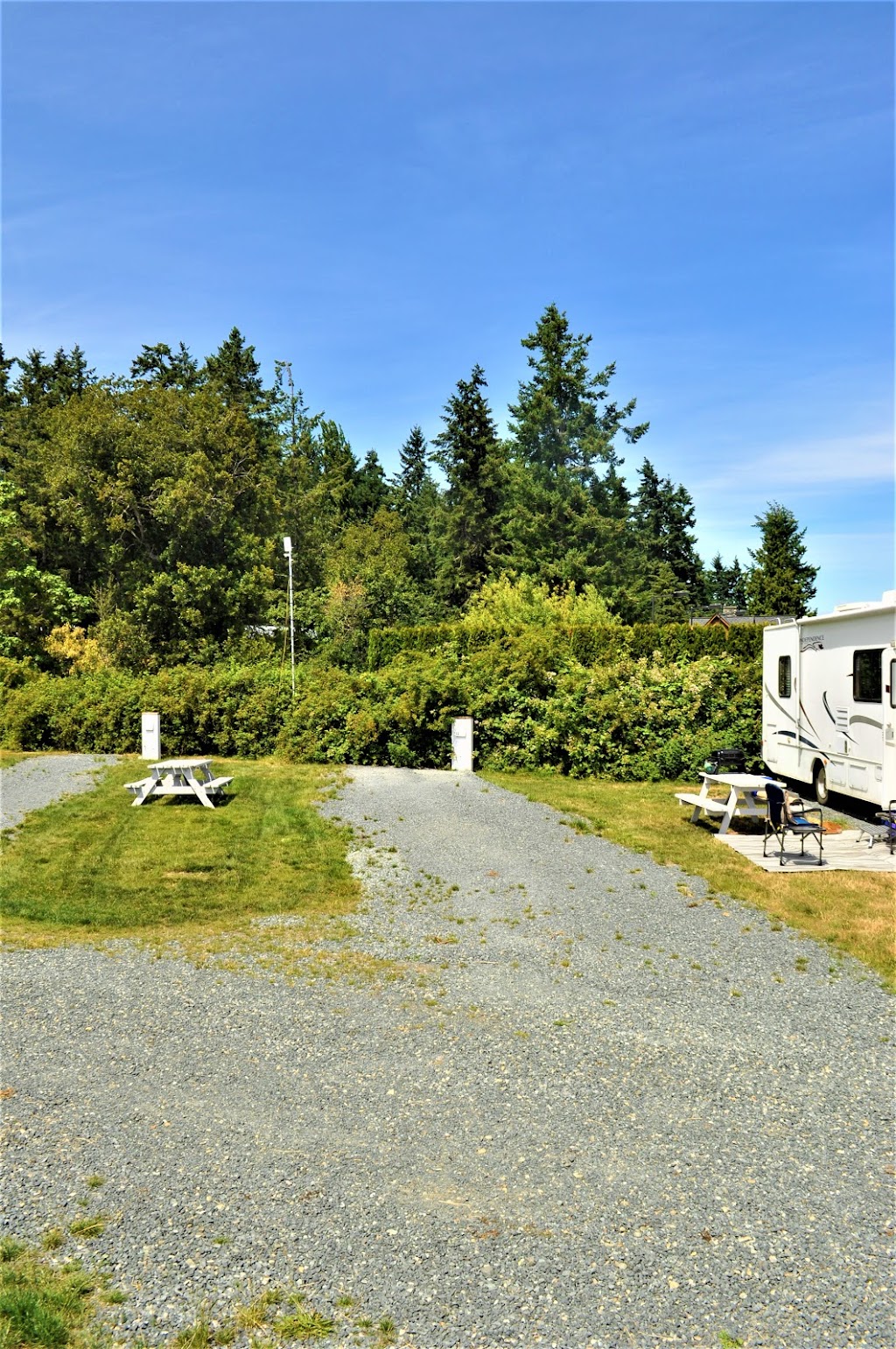 Lighthouse RV Park | 8256 Island Hwy S, Fanny Bay, BC V0R 1W0, Canada | Phone: (604) 834-8972