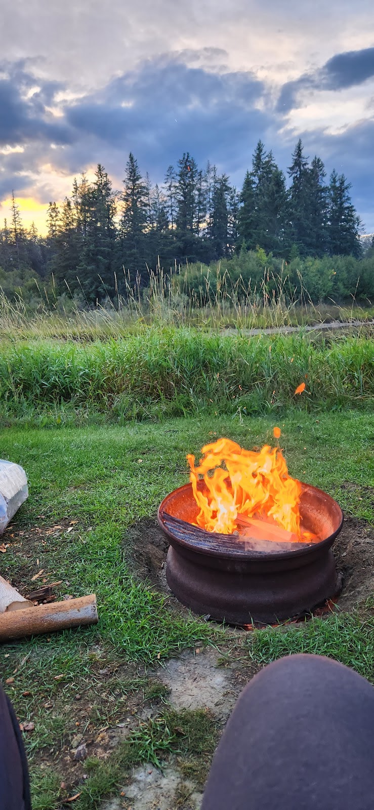 Spruce Grove Campground | 5250 Spruce Grove Frontage Rd, Fairmont Hot Springs, BC V0B 1L1, Canada | Phone: (250) 345-6561