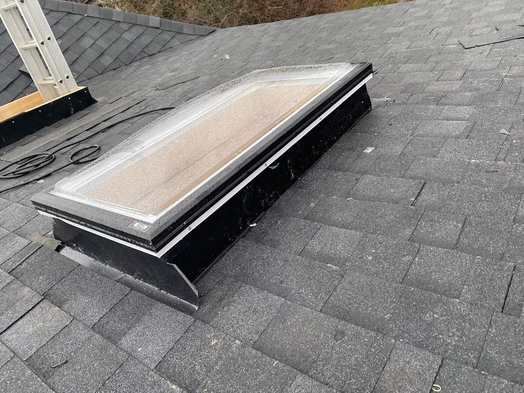 Cheetah Pro Roofing | 18 Icemaker Wy, Whitby, ON L1P 0L5, Canada | Phone: (647) 607-1820