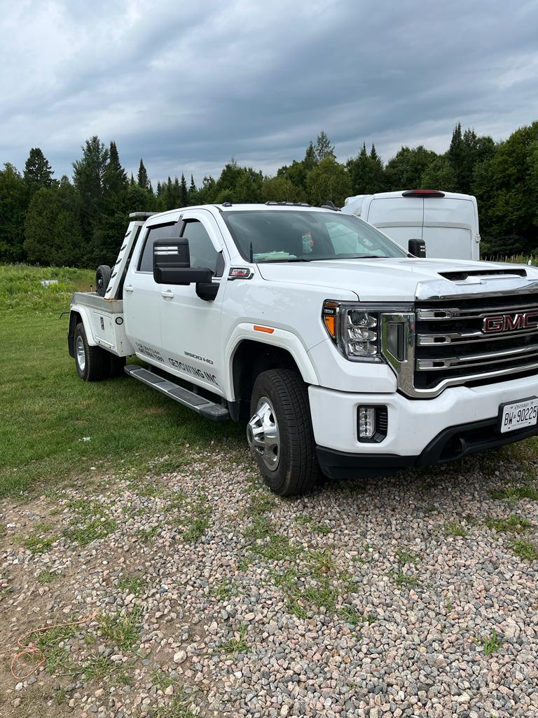 QE Towing Inc. | 203 Whytes Rd, Bancroft, ON K0L 2M0, Canada | Phone: (647) 884-1889
