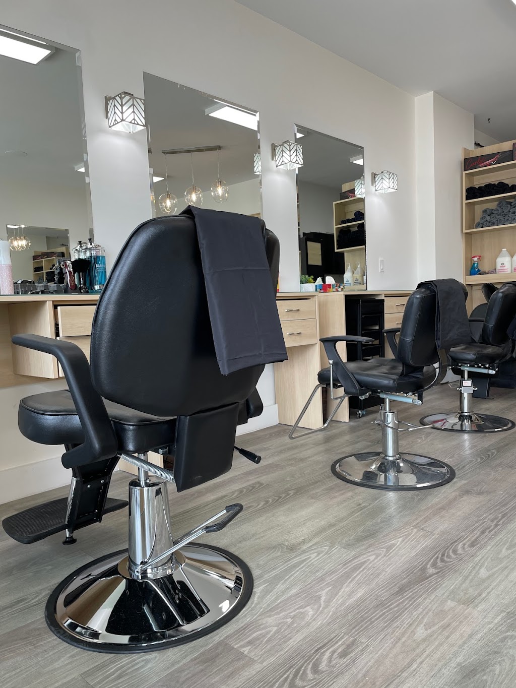 Majesty Hair Studio | 401 Eighth St #130, New Westminster, BC V3M 1S7, Canada | Phone: (604) 553-1121