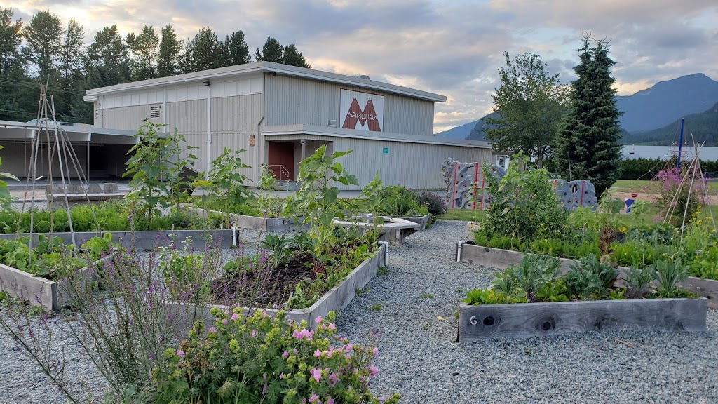 Mamquam Elementary | 40266 Government Rd, Garibaldi Highlands, BC V0N 1T0, Canada | Phone: (604) 898-3601