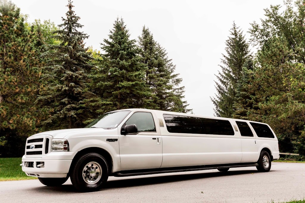 Autobus Limo | 8500 Chem. Delmeade, Mont-Royal, QC H4T 1L6, Canada | Phone: (514) 363-6035