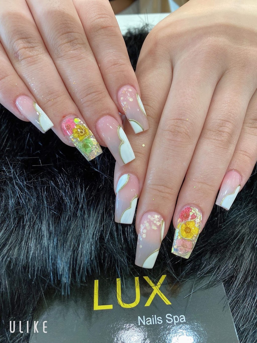 Lux Nails Spa | 4-987 Gordon St, Guelph, ON N1G 4W3, Canada | Phone: (519) 265-5588