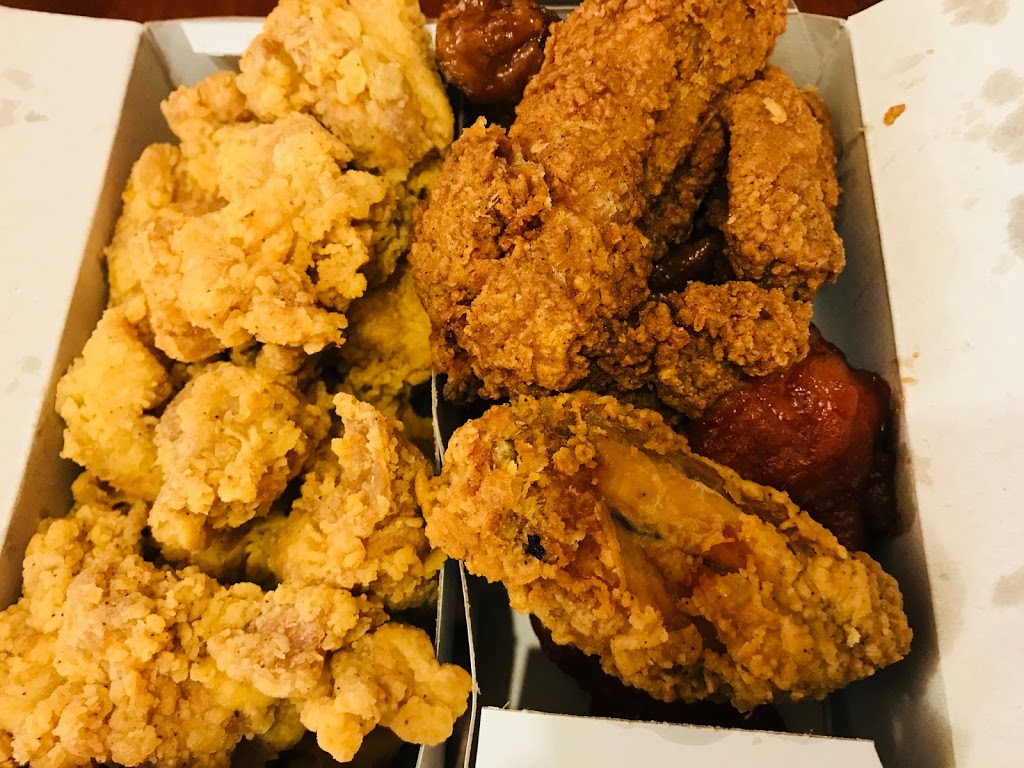 Chester Fried Chicken Express | 23 Howard St, Toronto, ON M4X 1J6, Canada | Phone: (416) 961-3025