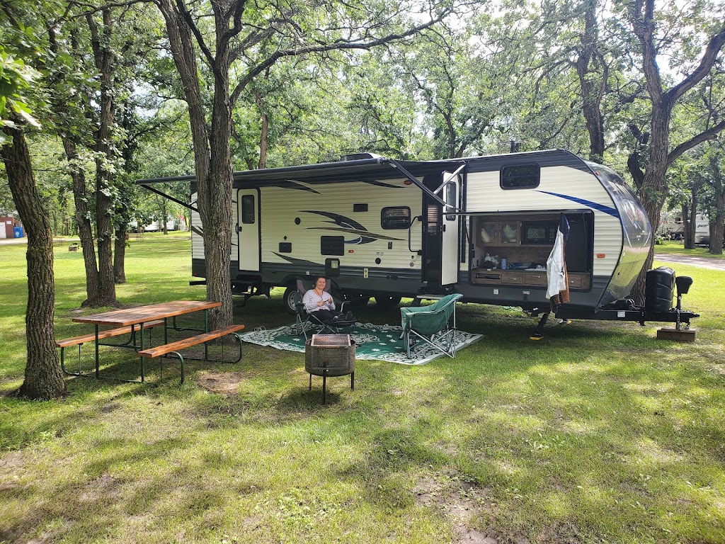 Keeshkeemaquah Campground & RV Park | Trans-Canada Highway #1, -Service Road 70W, Sidney, MB R0H 1L0, Canada | Phone: (204) 466-2777