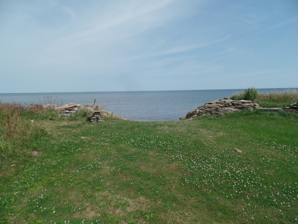 Ds B&B by the Sea | 6327 Rte 366, Amherst Shore, NS B0L 1E0, Canada | Phone: (902) 661-0328