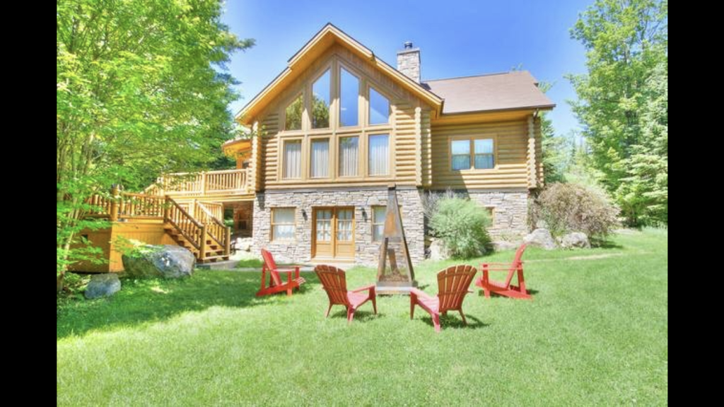 Canadian Dream Chalet | 7 Chemin du Cardinal, Mille-Isles, QC J0R 1A0, Canada | Phone: (514) 991-7733