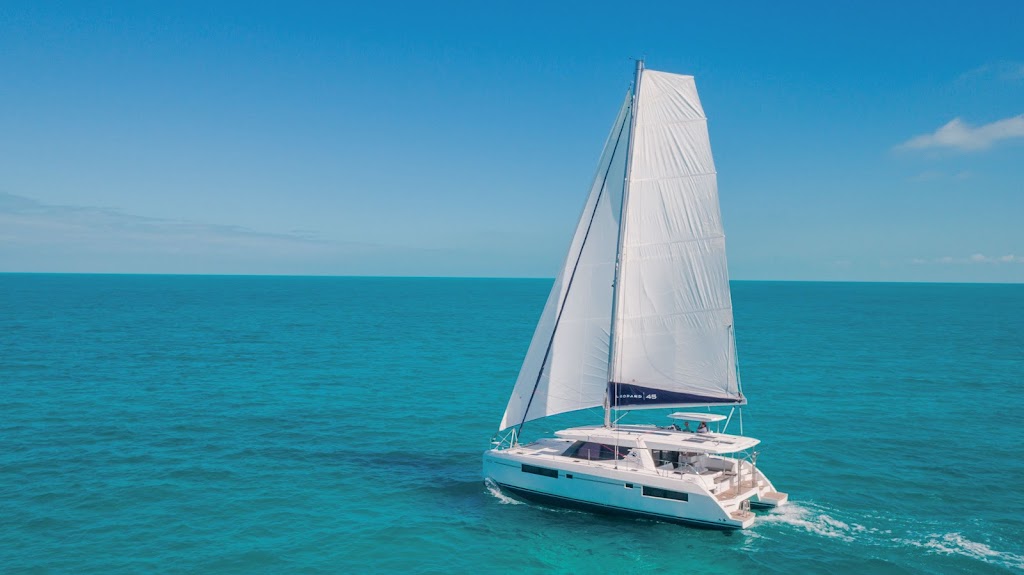 Destination Catamaran | 905 Bd Michèle-Bohec Suite 200, Blainville, QC J7C 5L7, Canada | Phone: (833) 979-0303