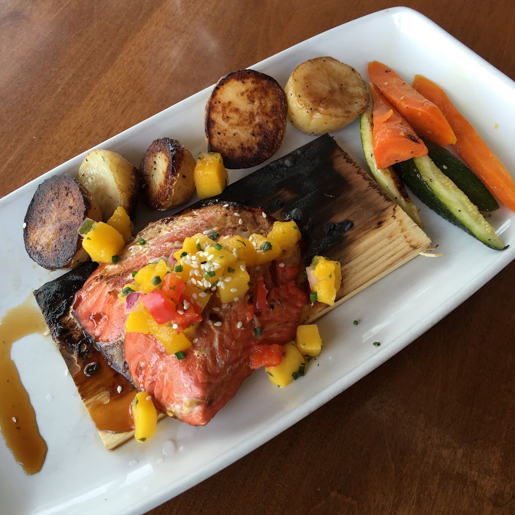 The Boathouse Restaurant | 1305 Arbutus St, Vancouver, BC V6J 5N2, Canada | Phone: (604) 738-5487