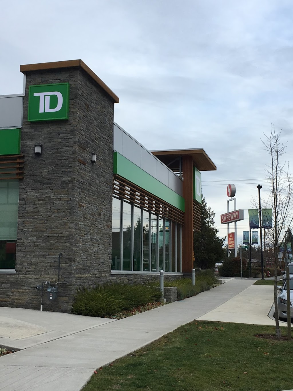 TD Canada Trust Branch and ATM | 1611 128th St, Surrey, BC V4A 3V2, Canada | Phone: (778) 777-5026
