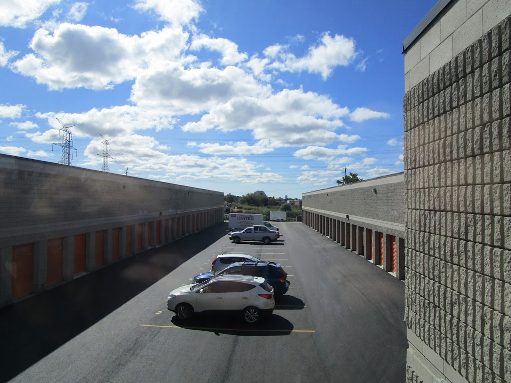 Dayton Self Storage | 100 Burncrest Rd, Markham, ON L3R 0B7, Canada | Phone: (905) 475-6262