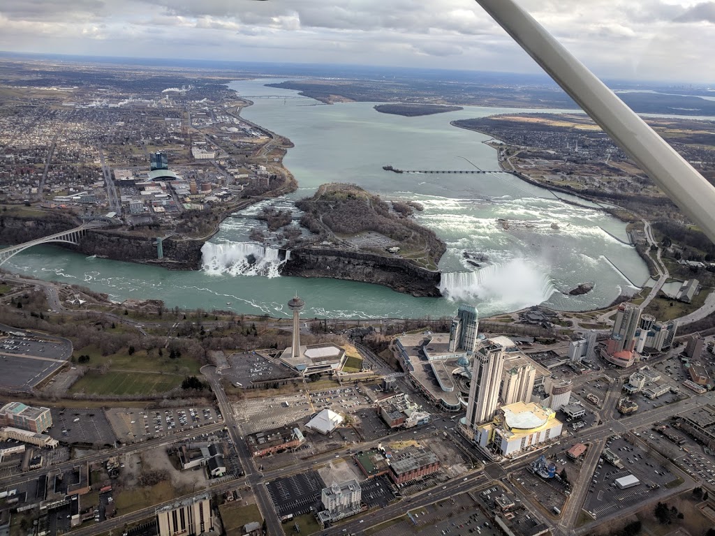 Niagara Falls Air Tours | HAngar 22, 468 Niagara Stone Rd, Niagara-on-the-Lake, ON L0S 1J0, Canada | Phone: (289) 668-4100