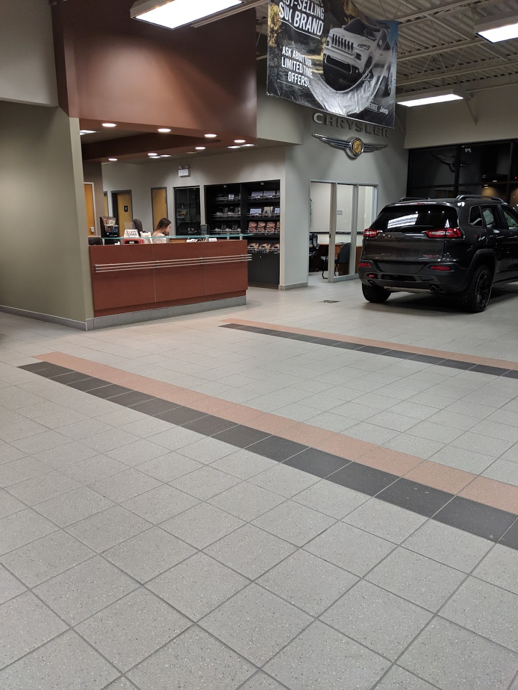 Brantford Chrysler Dodge Jeep Ltd. | 180 Lynden Rd, Brantford, ON N3T 5N9, Canada | Phone: (519) 759-6000