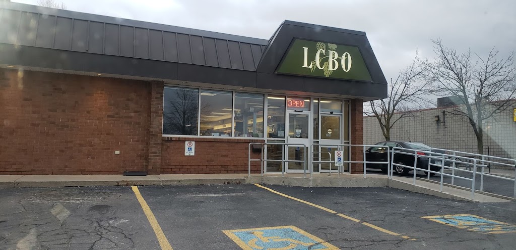 LCBO | 495 Sandwich St S, Amherstburg, ON N9V 3G5, Canada | Phone: (519) 736-4171